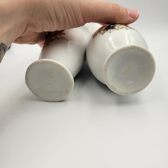 Vintage Ceramic Floral Bud Vases - Set of 2 - Picture 3 of 5